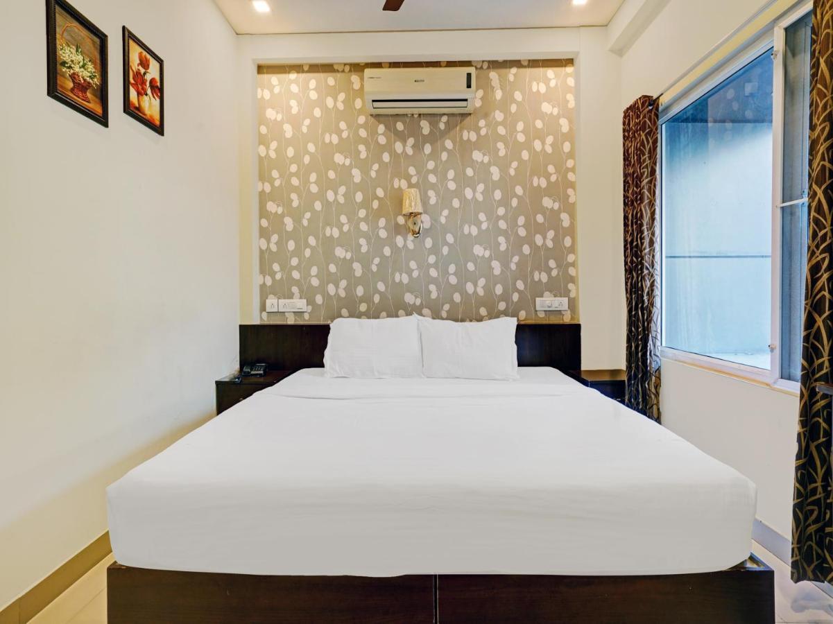 Galaxy Inn Kochi Exterior foto